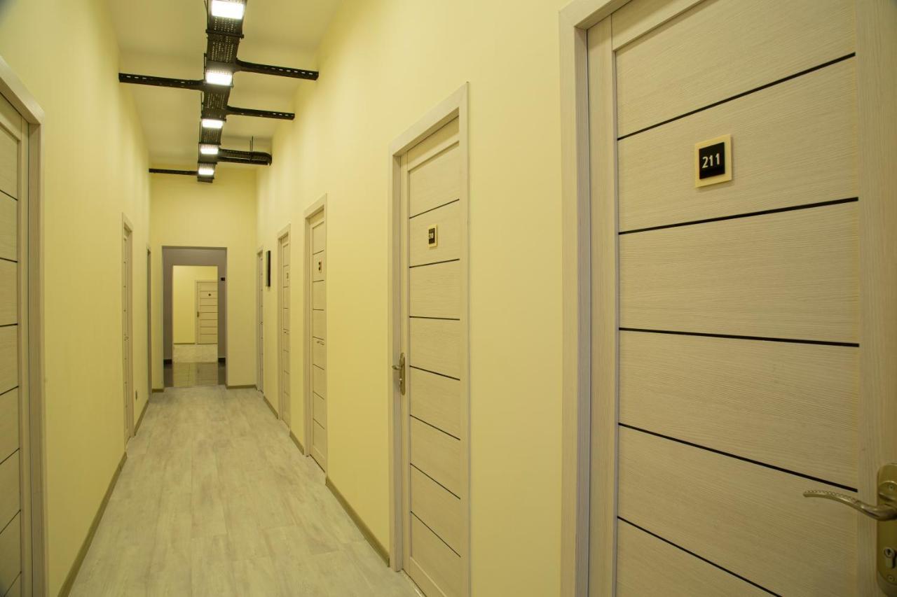 Central Hostel Шеки Экстерьер фото